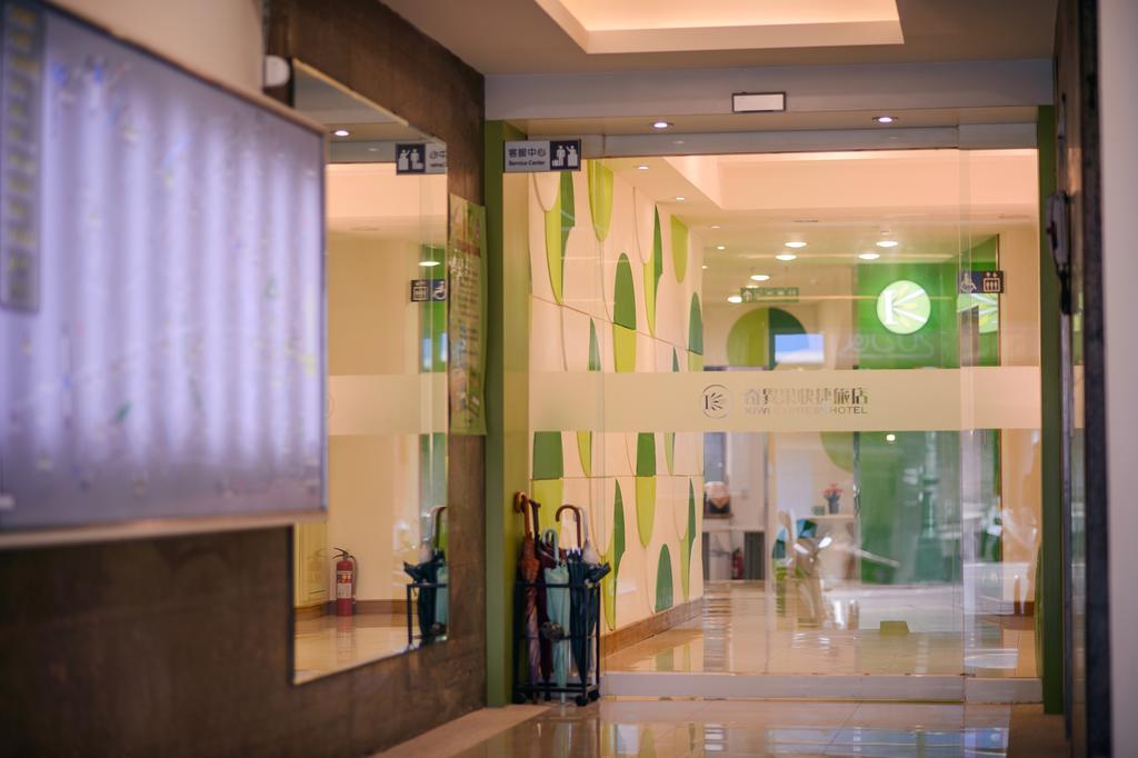 Kiwi-Taichung Station Branch 1 Hotel Exterior photo